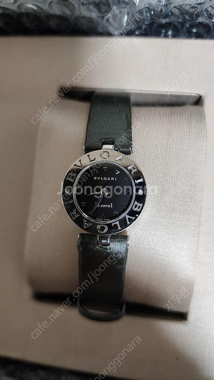 불가리 BVLGARI 비제로원 불랙다이얼 올리브그린밴드...--2
