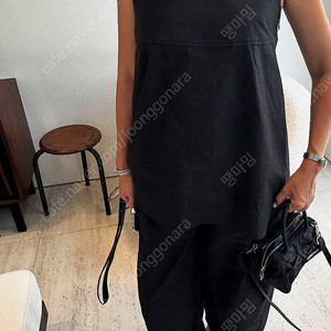 11am 제작 나시 블라우스 플레어 블랙 새제품