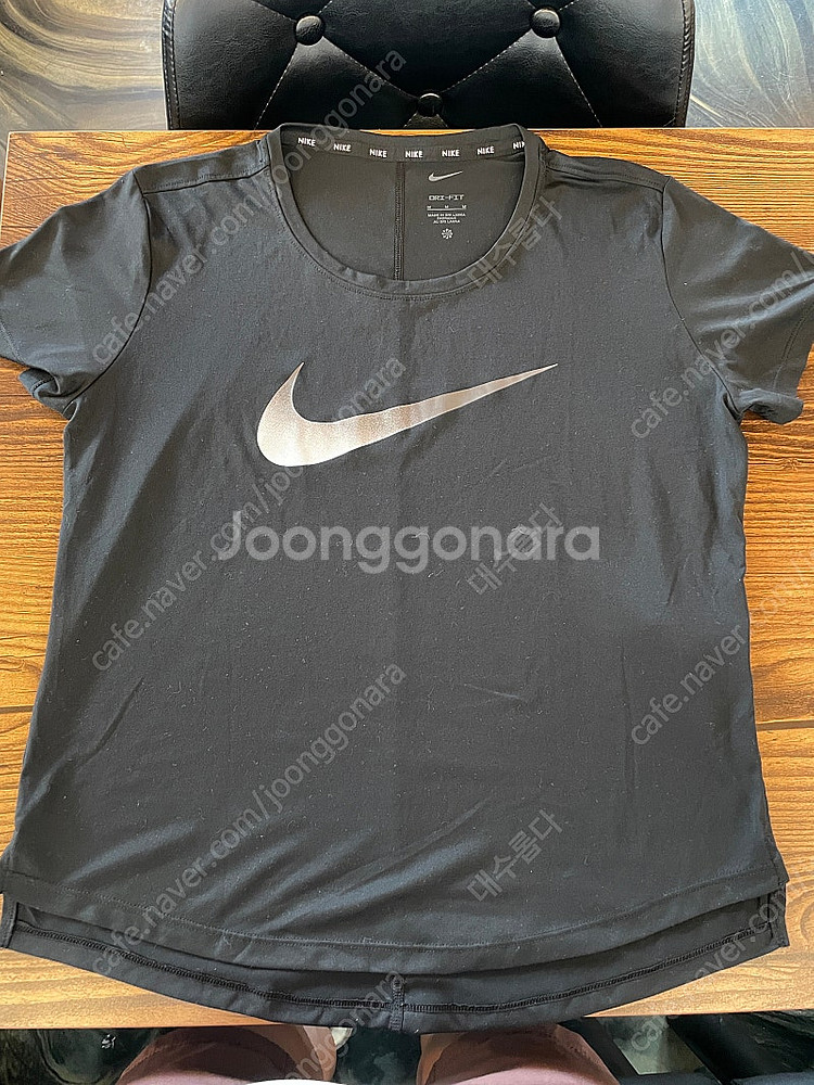 나이키 드라이핏 여성 반팔티 M--0