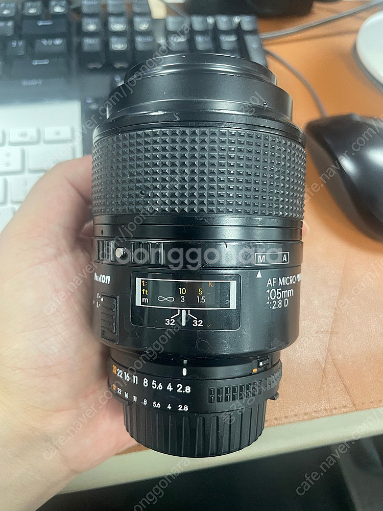 니콘f마운트 105mm2.8D 렌즈 싸게 팔아요--0