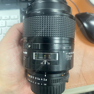 니콘f마운트 105mm2.8D 렌즈 싸게 팔아요