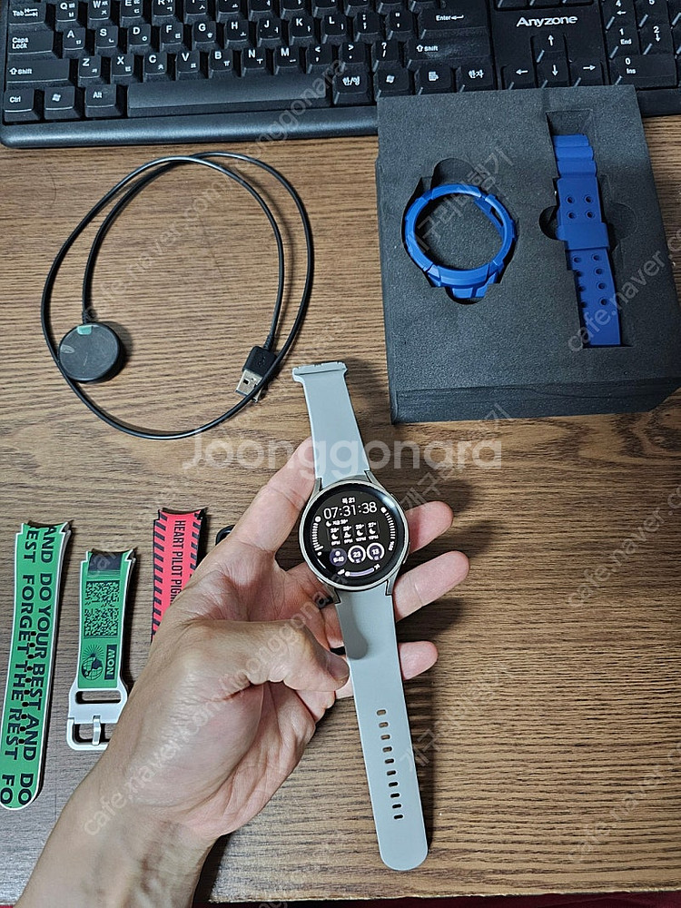 삼성 갤럭시 워치5 프로 티타늄 그레이 블루투스--5