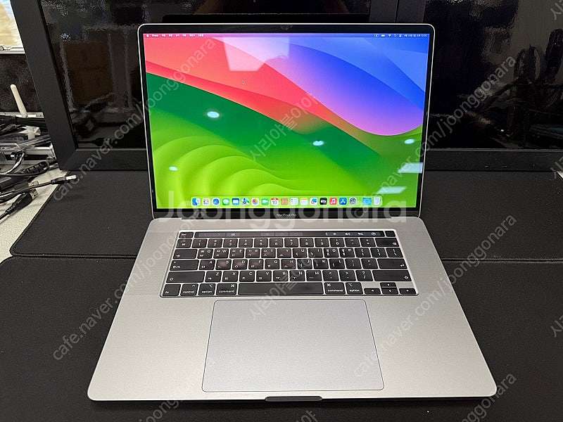 맥북 프로 16인치 2019 I9/64G/1TB 마지막 윈도우 탑재가능 모델--1