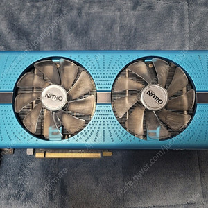 AMD 라데온 RX590 8G 니트로 플러스 팝니다.
