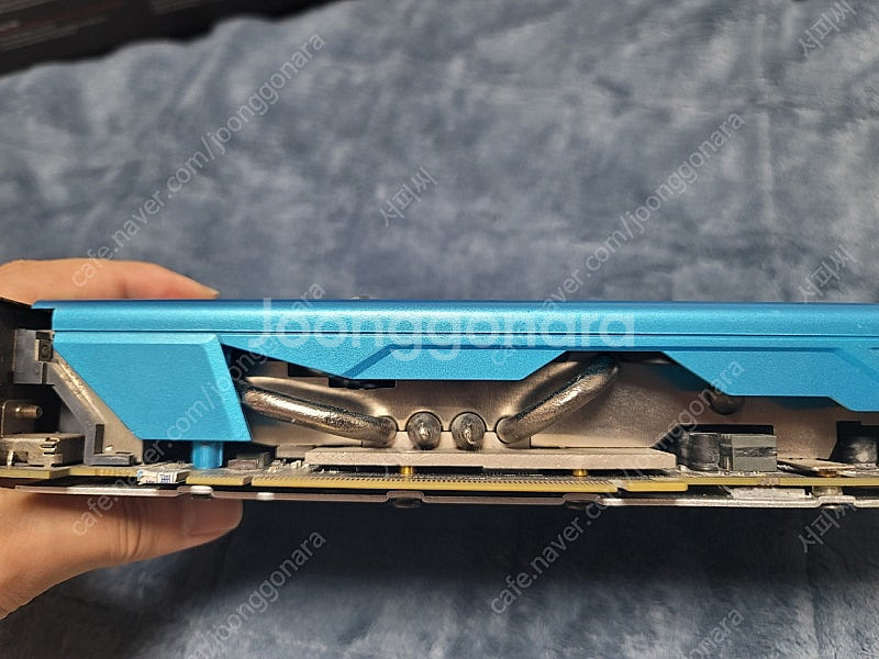 AMD 라데온 RX590 8G 니트로 플러스 팝니다.--4