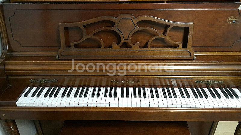 영창 콘솔 피아노 BMC-116 판매합니다.--3