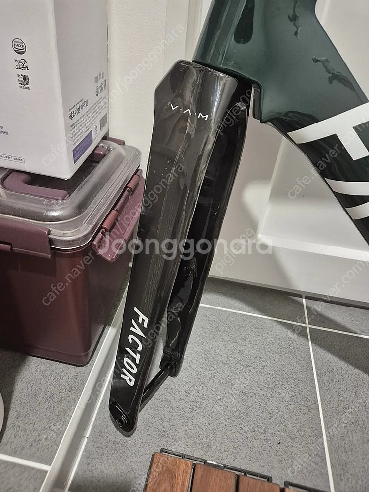 팩터 오스트로 뱀 레이싱그린 프레임 팝니다--2
