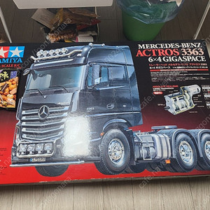 타미야 벤츠 악트로스 3363 6x4 미조립팝니다.
