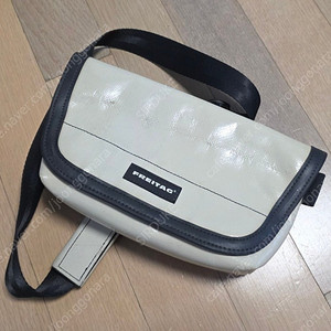 프라이탁 제이미 화이트