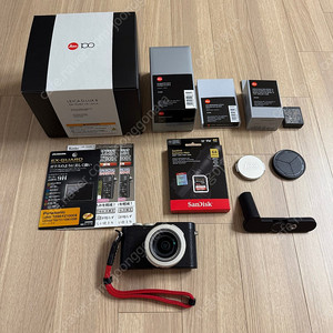LEICA 라이카 D-Lux 8 100 YEARS OF LEICA 세트 팝니다.