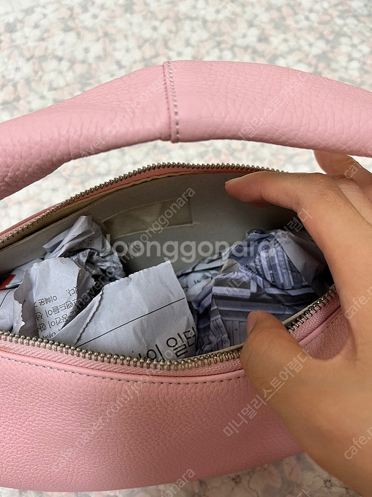 BY FAR 바이파 쿠시백 피오니 (핑크)--5