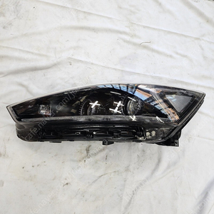 올뉴K7 헤드램프,전조등(92101-F6xxx) 운전석 팝니다. 이미지