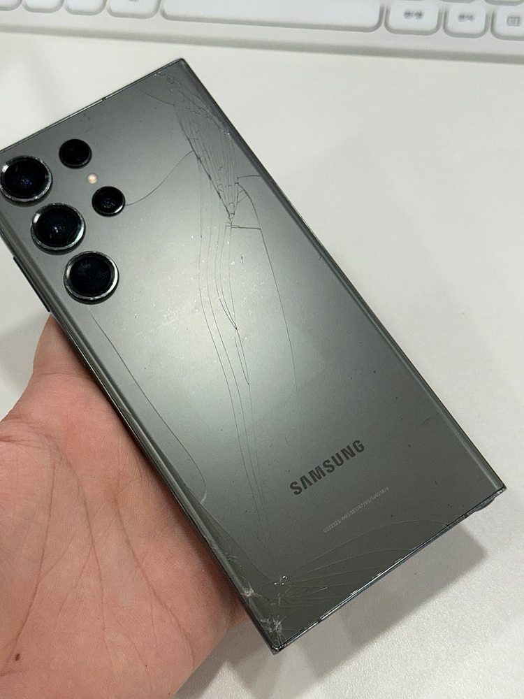 갤럭시S23울트라 (S918) 그린 256GB 업무 및 게임용 강추폰 37만원 판매해요 이미지