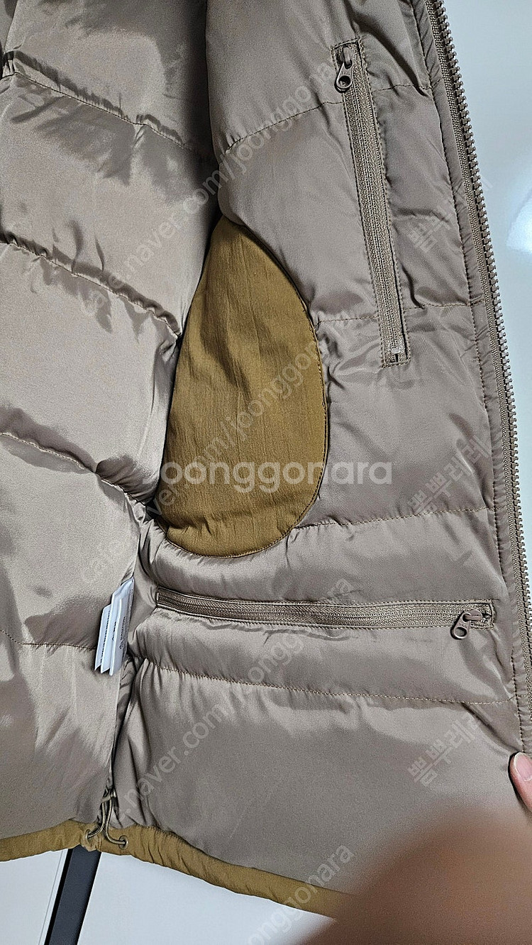 다이와피어39 22FW 테크 패딩 밀 베스트 코요테 L...--3