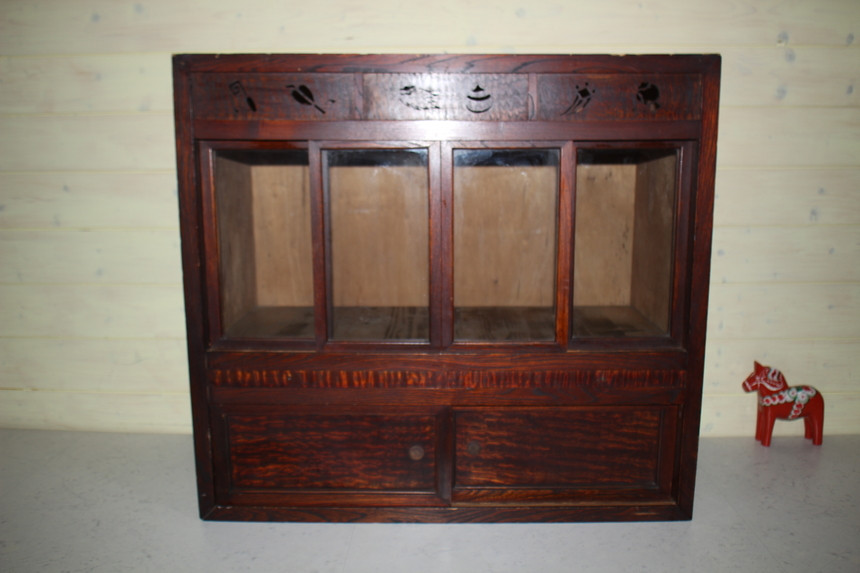 오래된 왜정시대 찬장 (작은 싸이즈) 수작업 송판 인테리어 고가구 엔틱소품 근대사 골동품 한옥 장식 이미지