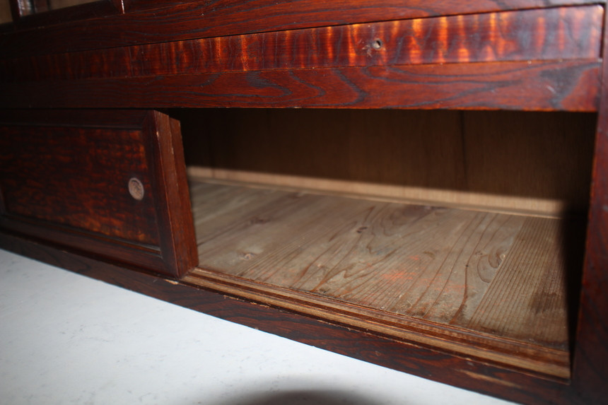 오래된 왜정시대 찬장 (작은 싸이즈) 수작업 송판 인테리어 고가구 엔틱소품 근대사 골동품 한옥 장식 이미지