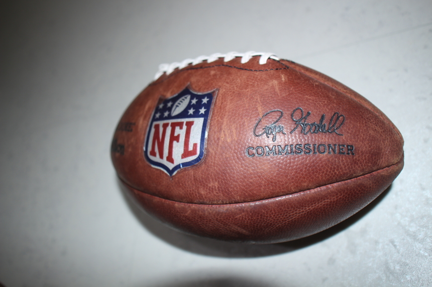 1 윌슨 NFL 오리지널 미식 축구공 THE DUKE 이미지