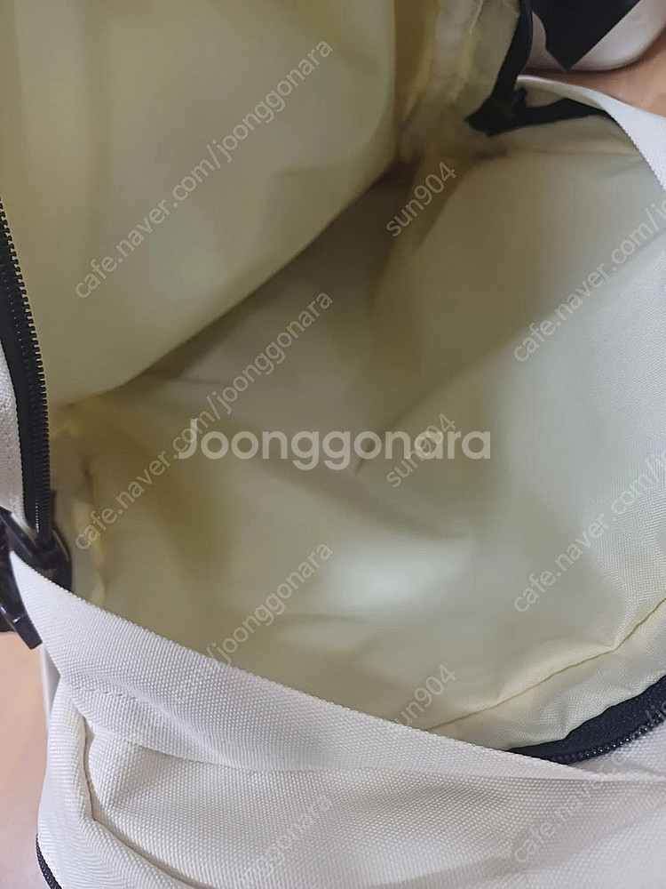 질바이질스튜어트 백팩 베이지색책가방 메쉬포켓--6