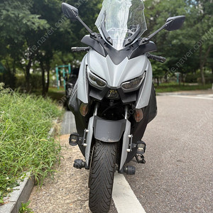 Xmax300 팝니다