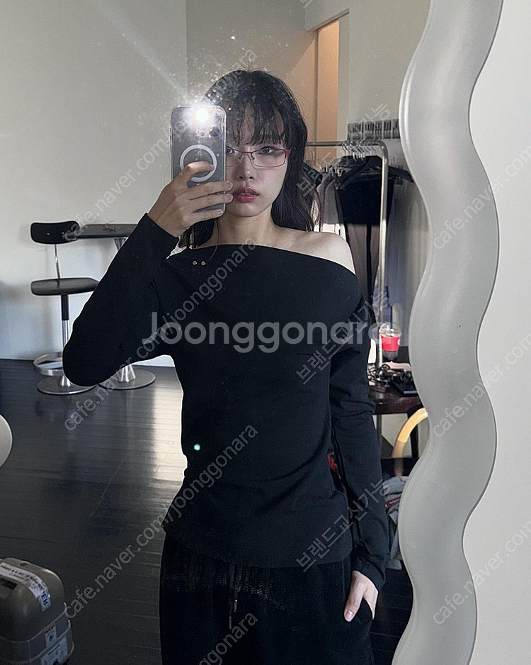 새제품)온스카 엘라스틱 원숄더 티 오프숄더 슬리브--2