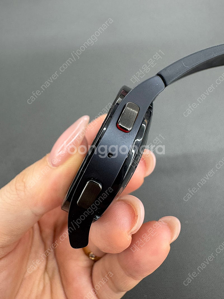 075950 갤럭시워치5 블랙 40mm 판매합니다--4