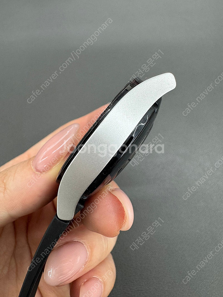 367591 갤럭시워치5 실버 40mm 판매합니다--4