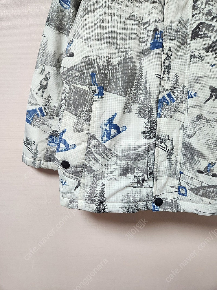 140사이즈 오후키즈 그레이 산 스키 무늬 상의 자켓--4