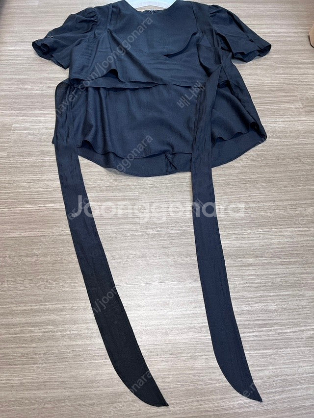 지컷 블라우스 / 반값택포--2