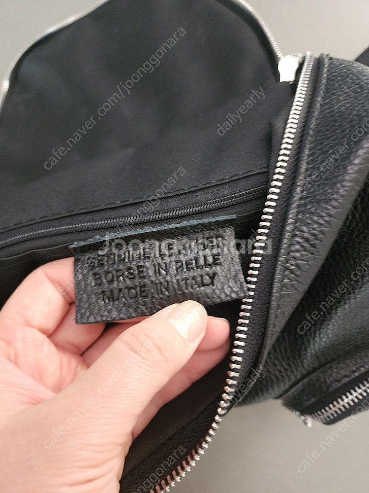Italian leather back pack blac...--6