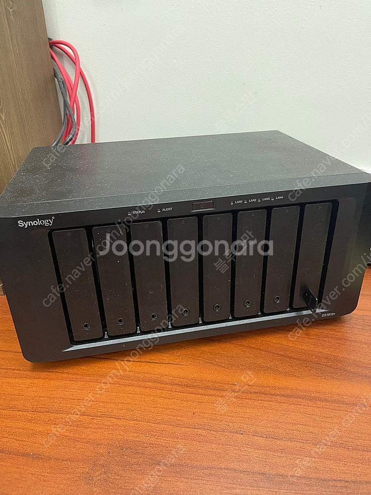 시놀로지 NAS DS1819+ 팝니다 (feat 4TB...--1