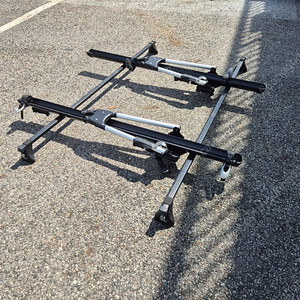 툴레 가로바, 자전거 캐리어