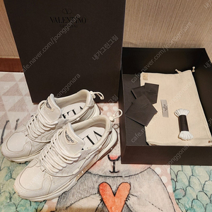 [ 모셔둠 ] 발렌티노 바운스 스니커즈 Valentino Garavani Bounce QY0S0B20FCL 0BO 판매합니다.