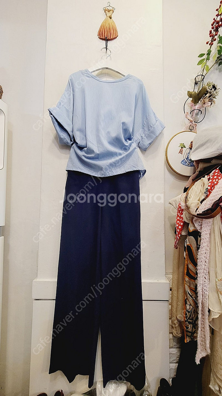 마쥬 루즈핏 셔츠블라우스. 산드로 레이온 슬랙스--0