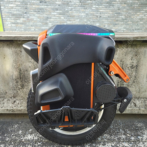 킹송 S16 PRO 1480Wh 84V 서스펜션 전동외발휠
