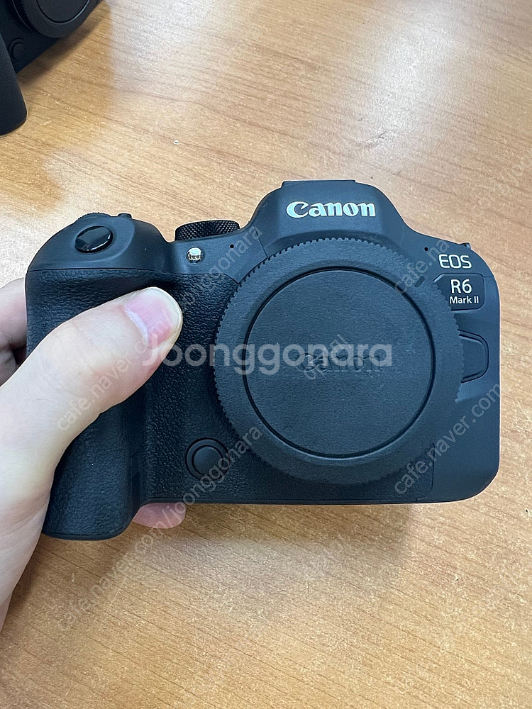 EOS-R6 Mark2 판매합니다.--0