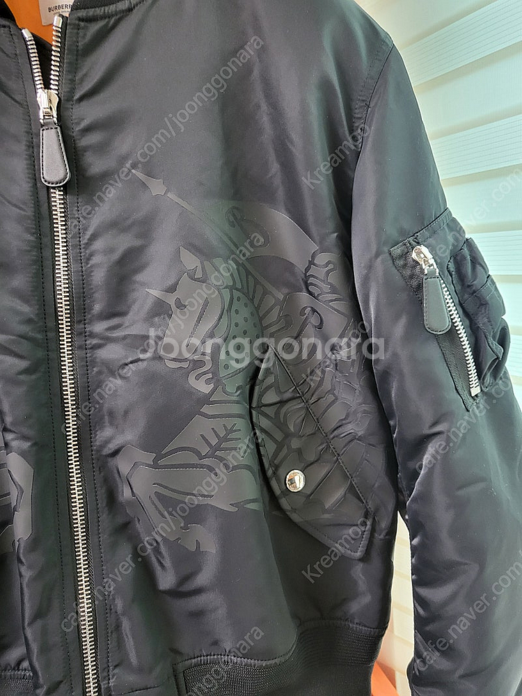 23SS 버버리 ekd 로고 봄버 자켓 L(새상품)--4