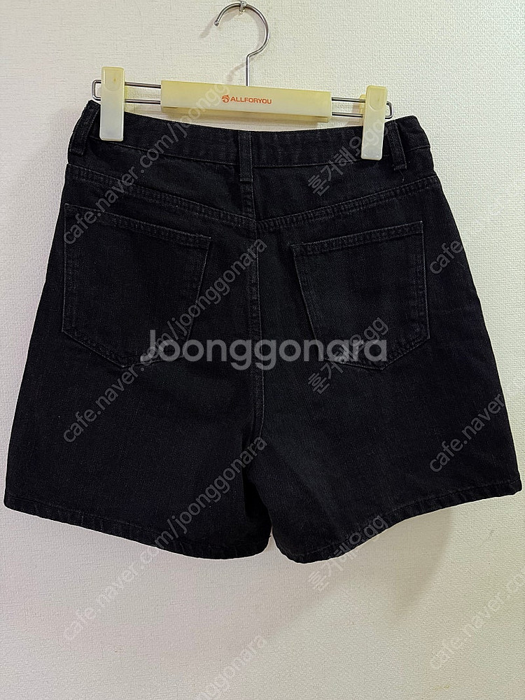 검정 반바지 M사이즈 15,000원--1