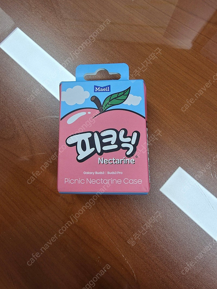 (미개봉) 삼성 갤럭시 버즈3 프로 피크닉 천도복숭아 케이스--1