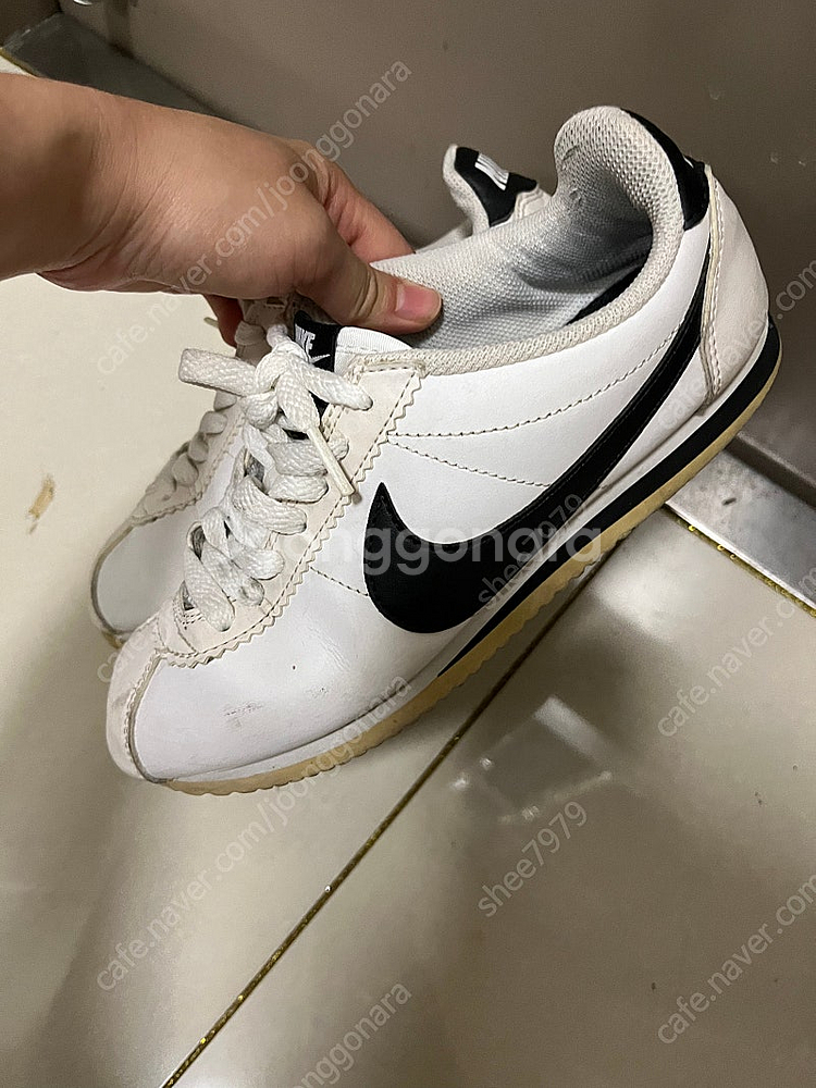 무료배송) 나이키 230 사이즈 운동화--5