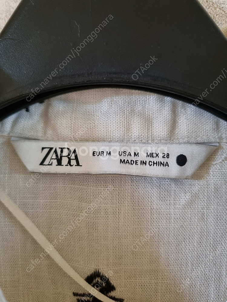 자라 zara 비스코스 크림색 숏남방 블라우스--4
