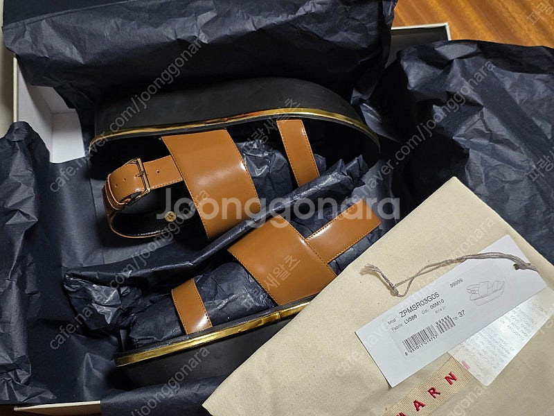 정품 Marni 마르니 플랫폼 가죽 샌들 37 새상품--0