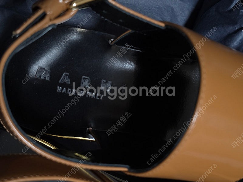 정품 Marni 마르니 플랫폼 가죽 샌들 37 새상품--5