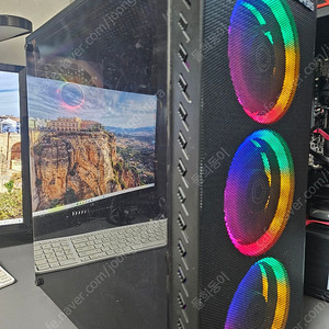 (부산직거래만) 데스크탑 본체 라이젠5-2400G 16G램 SSD256G RX570 8G 그래픽(20만)
