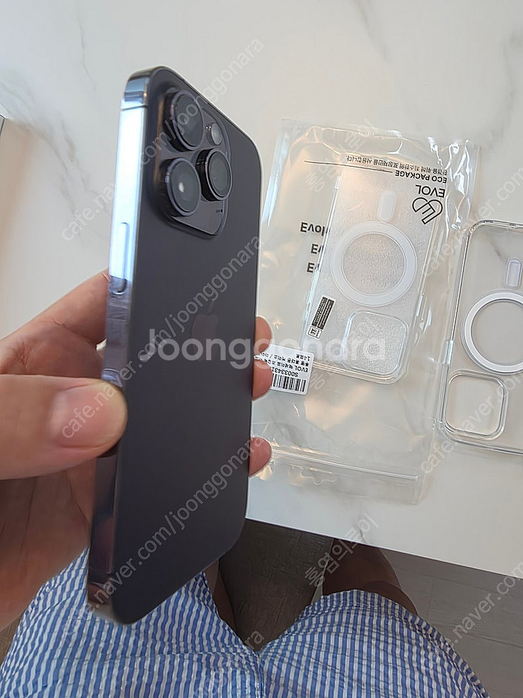 아이폰14 PRO 256G 딥퍼플 팝니다.--1