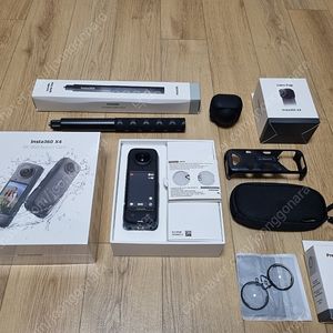 Insta360 X4 판매