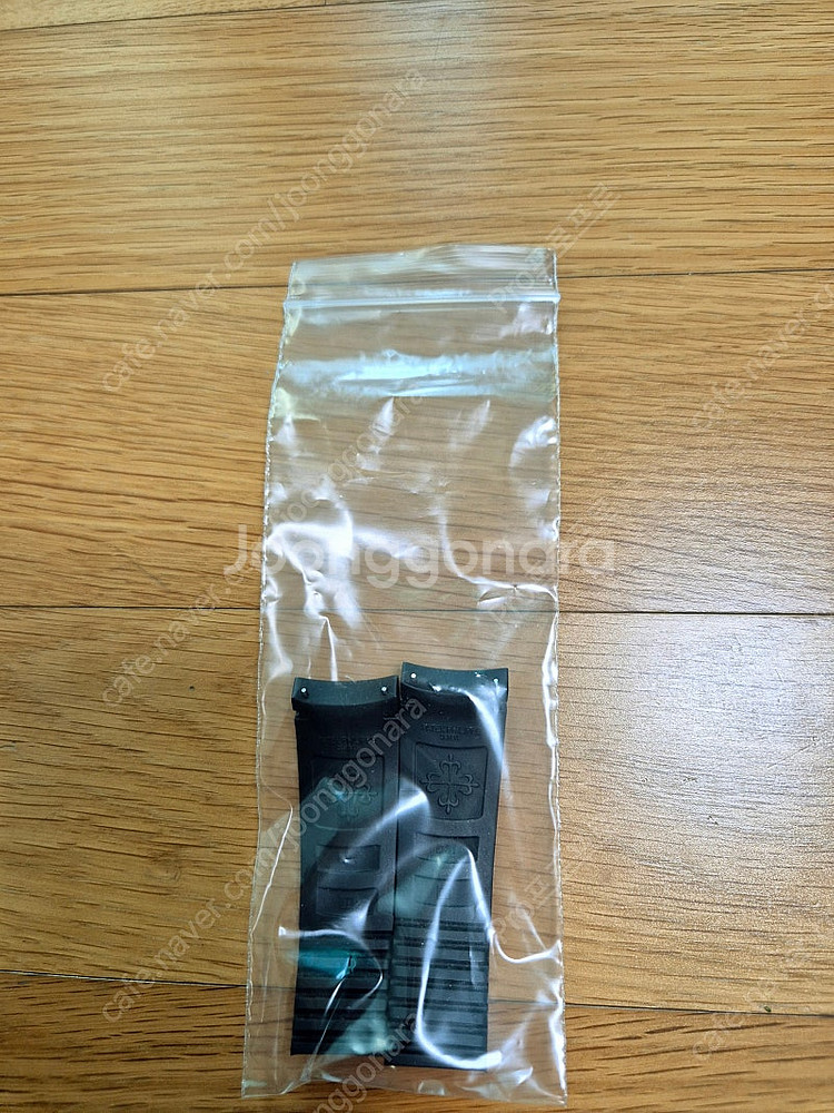 파텍필립 아쿠아넛 러버밴드 블랙--1