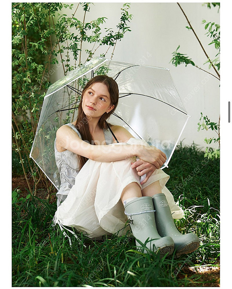 [가격내림] 시티브리즈X마크모크 미디 레인부츠 라이트 그린 40사이즈--3