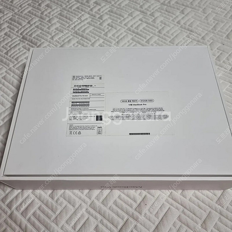 맥북프로 m1pro 칩셋 14 배터리 99% 팝니다--1
