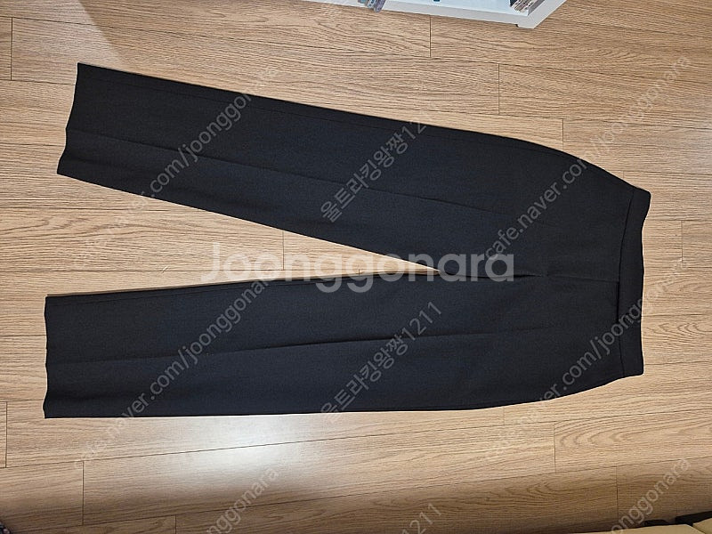 럭키슈에뜨 팬츠--0