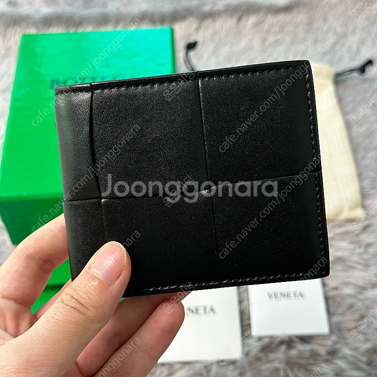 [풀구성] 보테가베네타 맥시 플랩 반지갑 블랙--0
